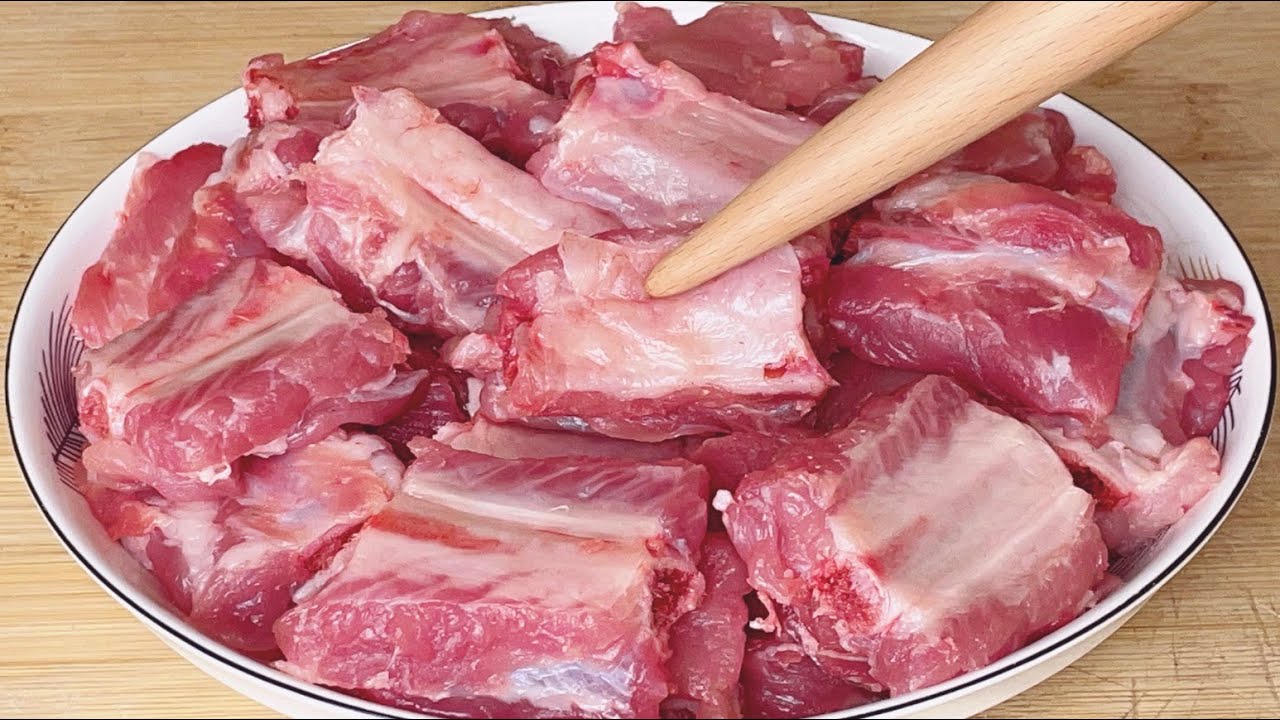 排骨无论怎么做，切记不要直接就焯水，多加这2步，排骨不腥不柴。【民寒食藝】 Ribs，排骨