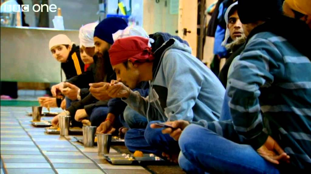 Dinner Time at Glasgow's Central Gurdwara - Kevin Bridges: What's The Story? - Episode 6 - BBC