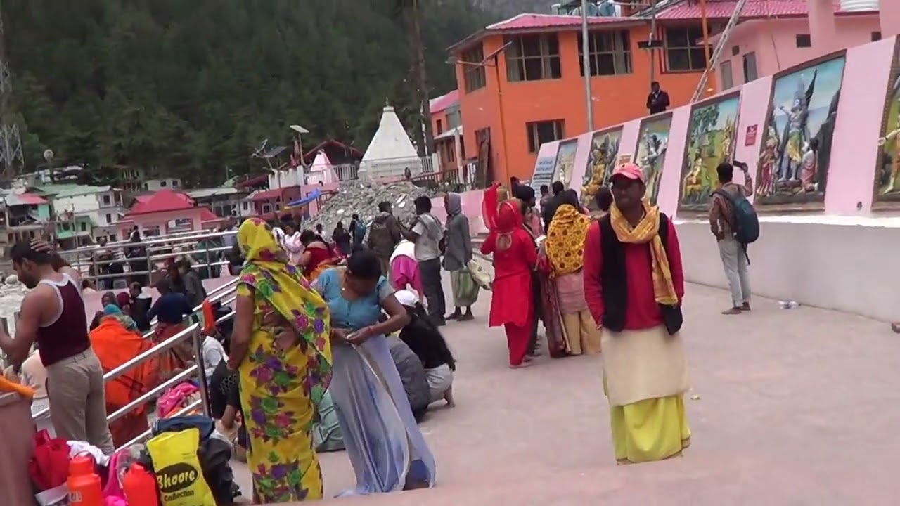 Holy Ganga Bath-Gangotri Dham-Uttrakhand-Char Dham Yatra 2022