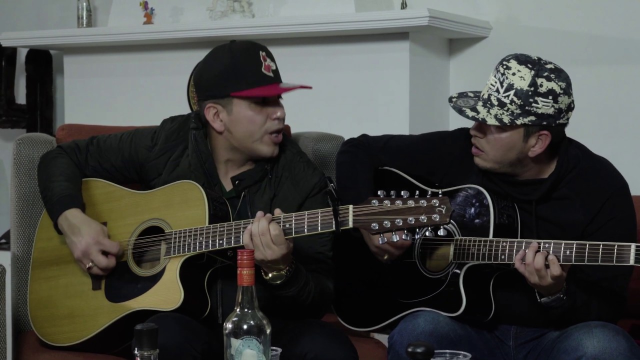 El Costal Lleno de Piedras - Jovanny Cadena y Su Estilo Privado