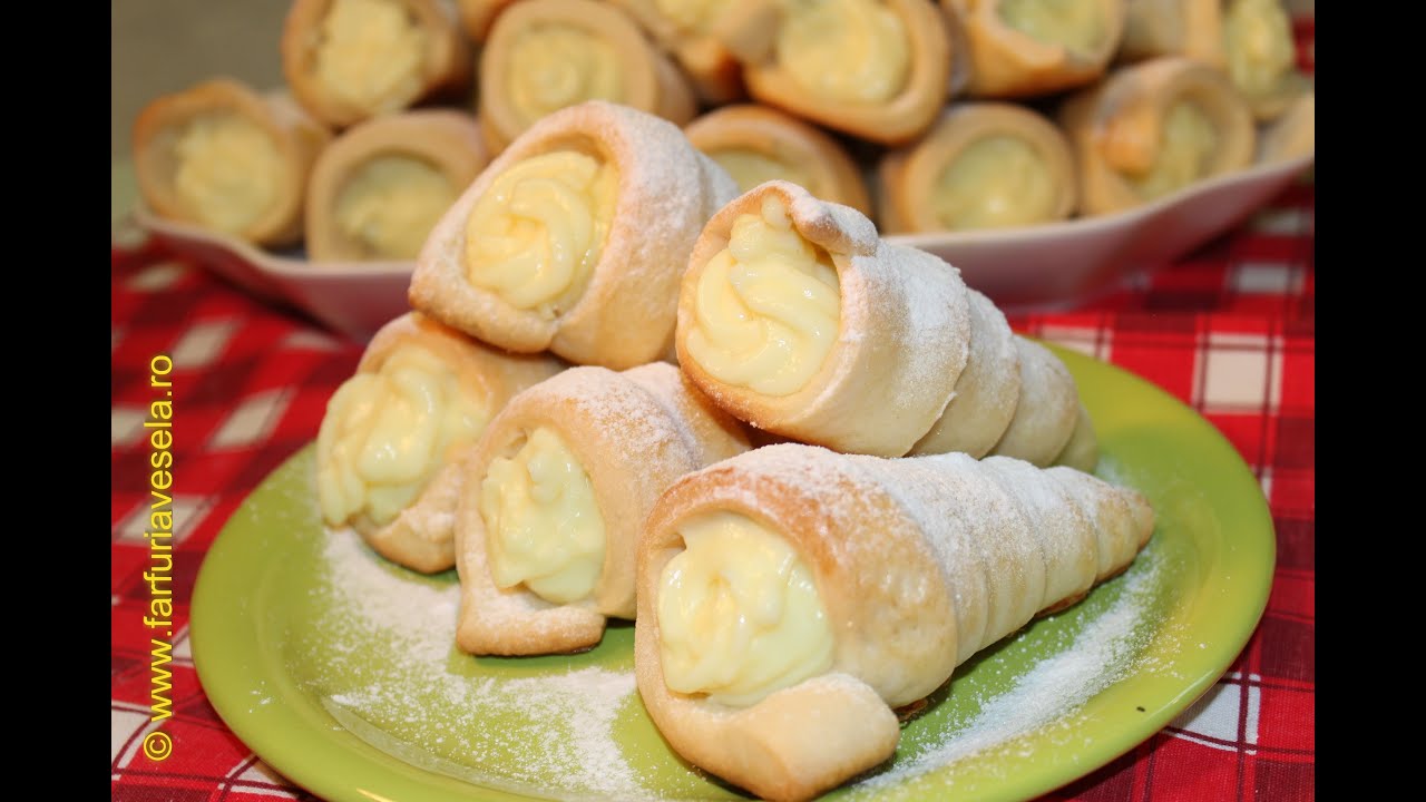 Rulouri/Conuri cu crema de vanilie | Farfuria vesela