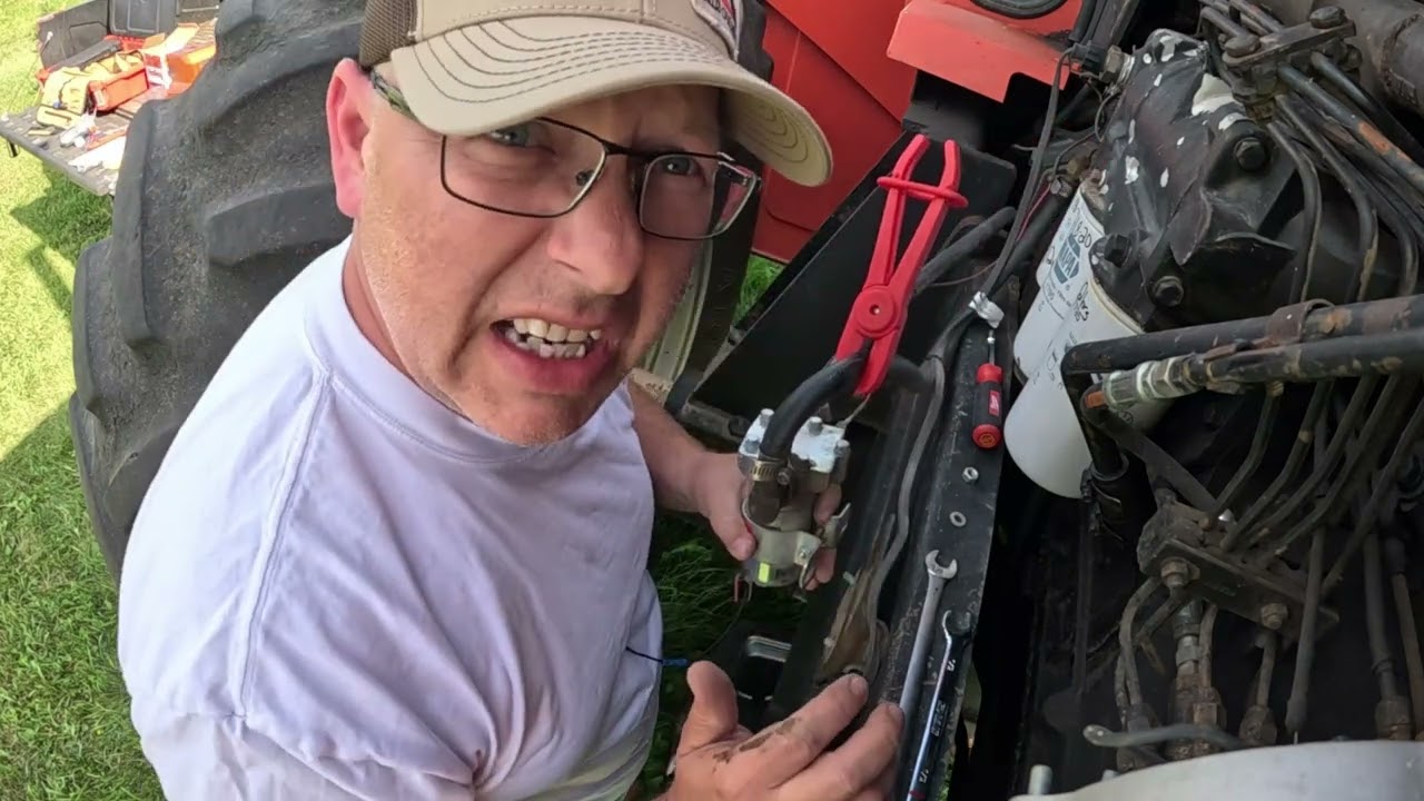 Allis Chalmers 7580 Fuel Pump Replacement