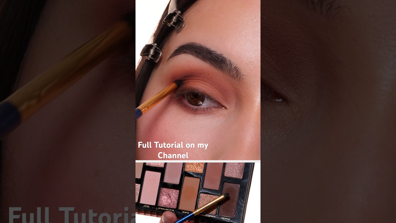 Soft smokey eyeshadow tutorial with Too Faced The Natural Nudes Palette #eyeshadow #fallmakeup