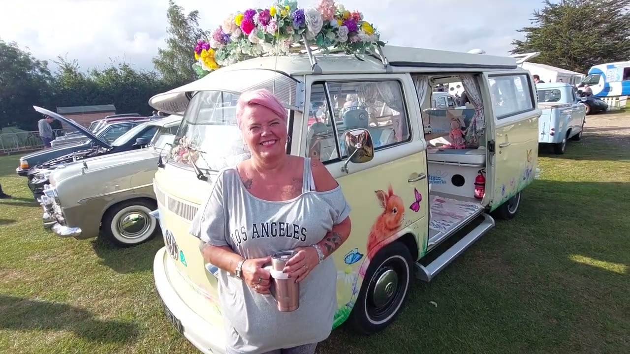 Battlesbridge, Classic Vehicle Breakfast Club, September 2023