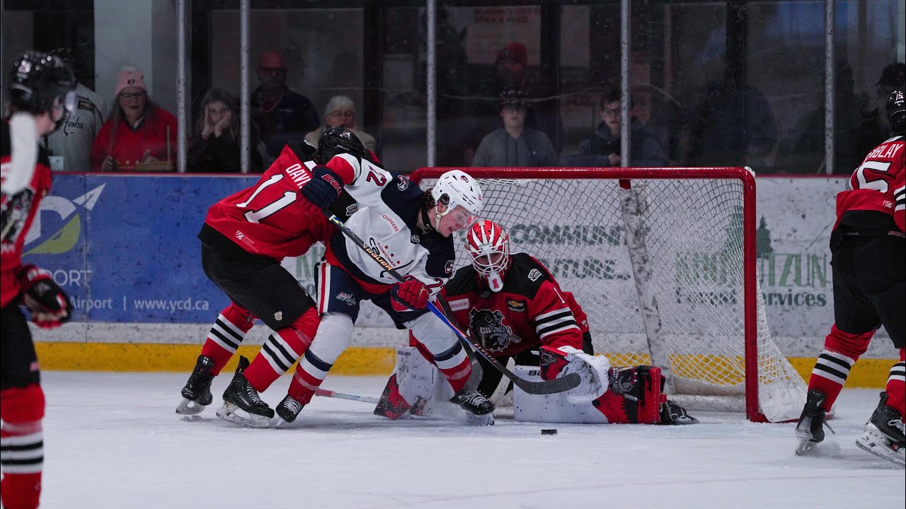 Alberni Valley Bulldogs 3 Cowichan Valley Capitals 2 