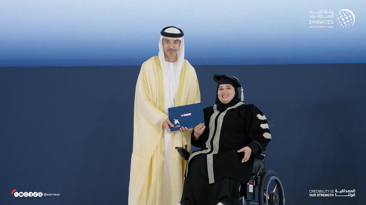 تحت رعاية رئيس الدولة .. هزاع بن زايد يشهد حفل تخريج الدفعة الـ44 من طلبة جامعة الإمارات