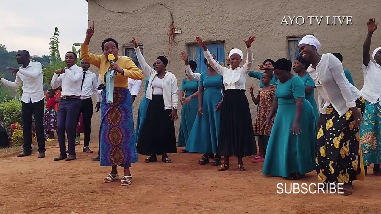 INKONO Y'IMANA BY by BWABAYEKURE Marigarita LIVE (Video)