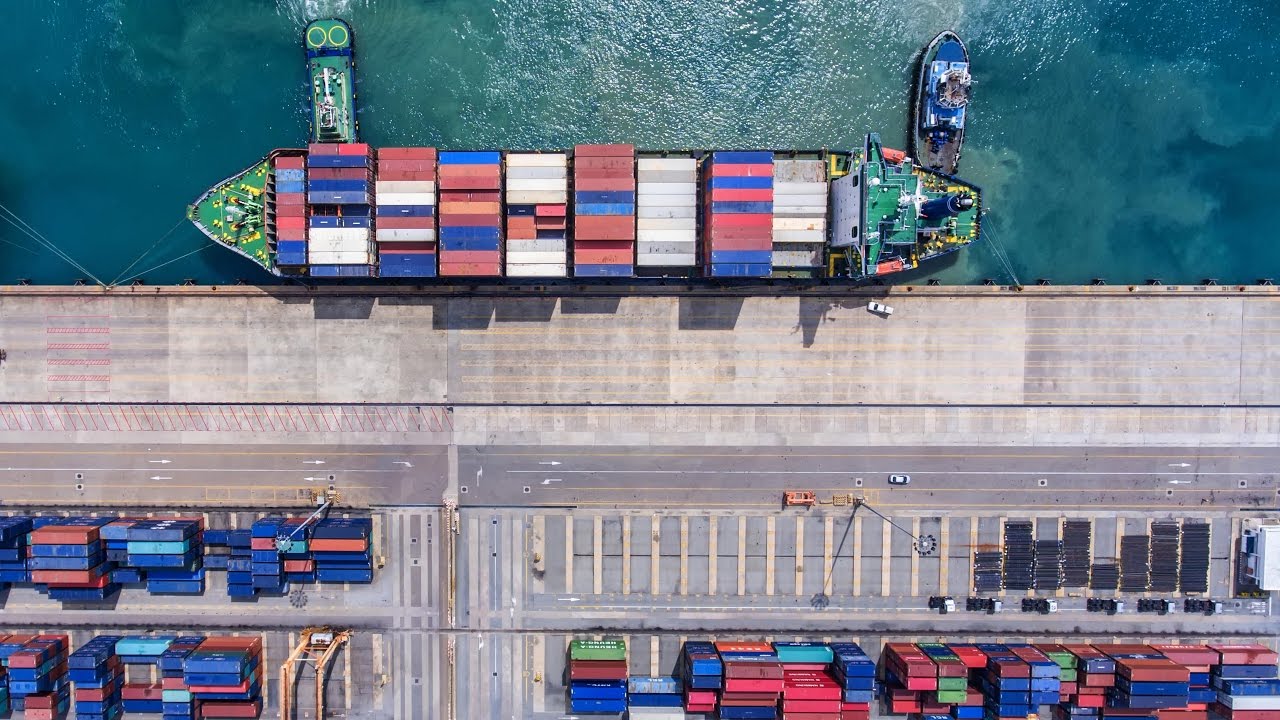 Why free trade trumps protectionism | Business Explained