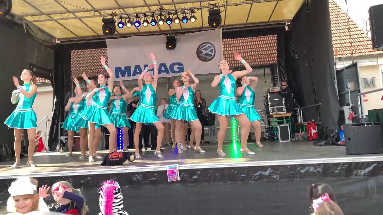 Carnaval dance show