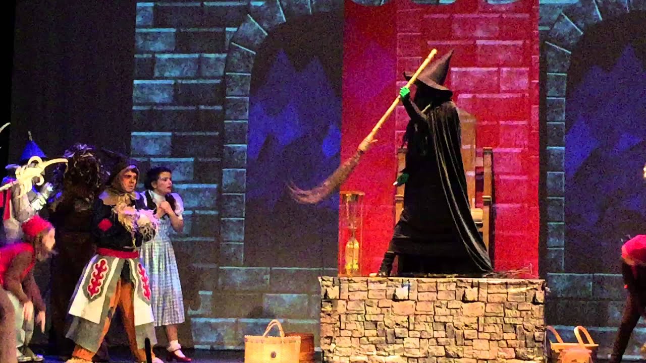 Wizard of Oz - The Wicked Witch melting scene