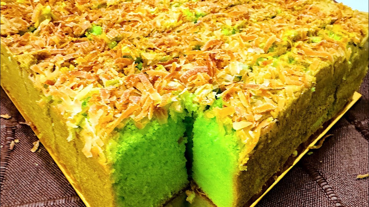 Kek Pandan Hawaiian Coconut Resepi Mudah & Gebu | Hawaiian Pandan Coconut Cake Recipe