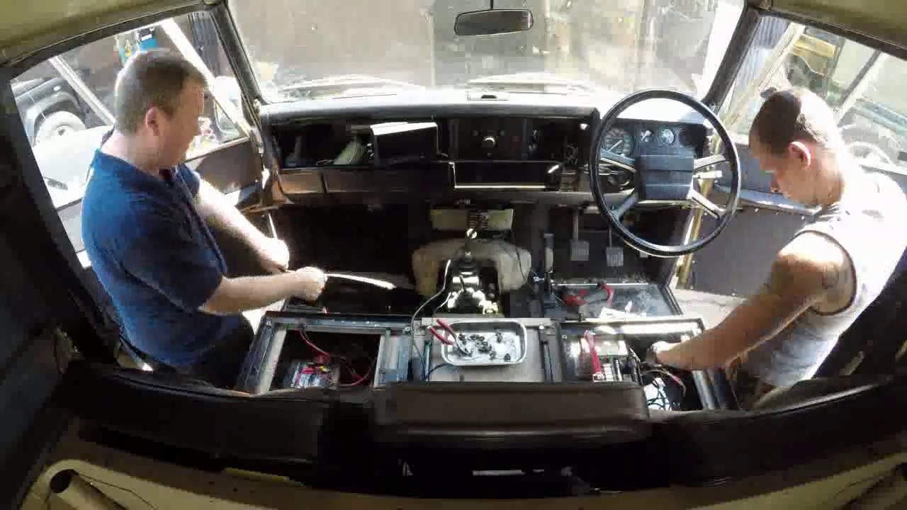 Jslandrover 300tdi defender 110 to 4.2 v8 auto  conversion beast