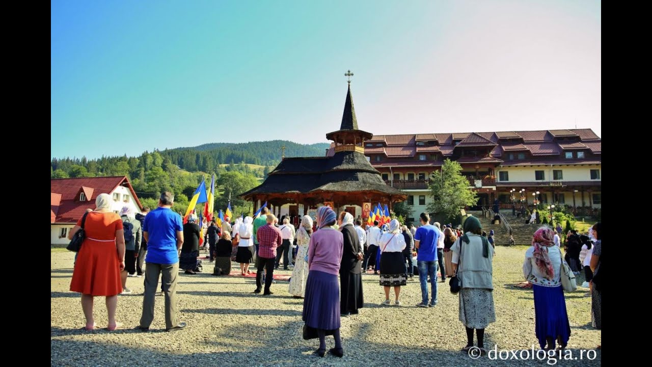 Sărbătoarea Adormirii Maicii Domnului, hramul Mănăstirii Paltin - Petru Vodă