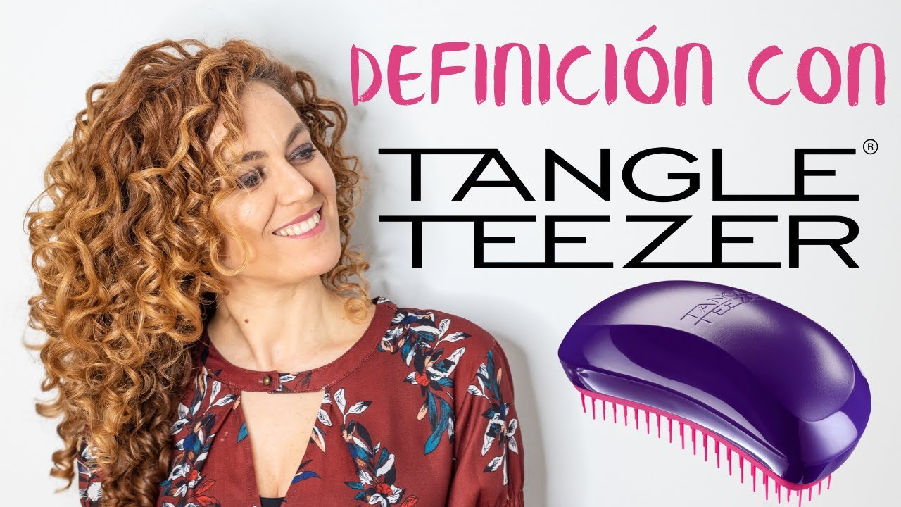 Definición con Tangle Teezer para conseguir mayor volumen.