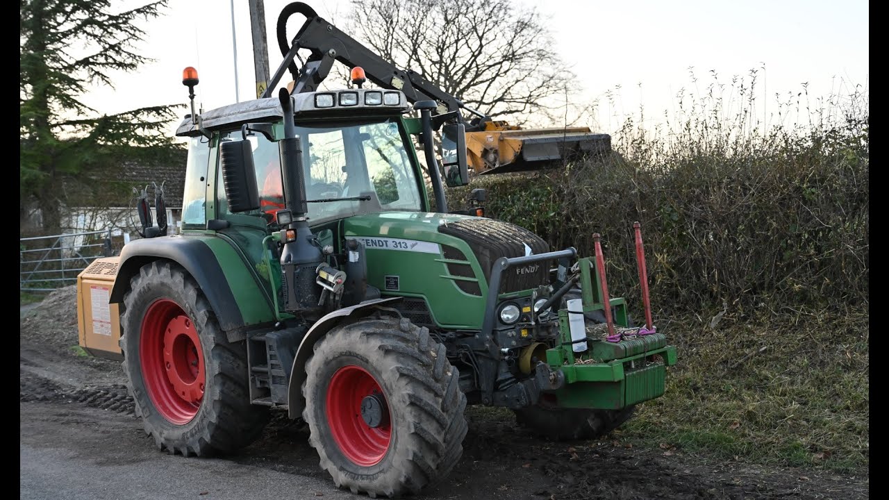 Hedge Cutting with Fendt 313 & McConnel Trimmer - Hedge Cutting 2023