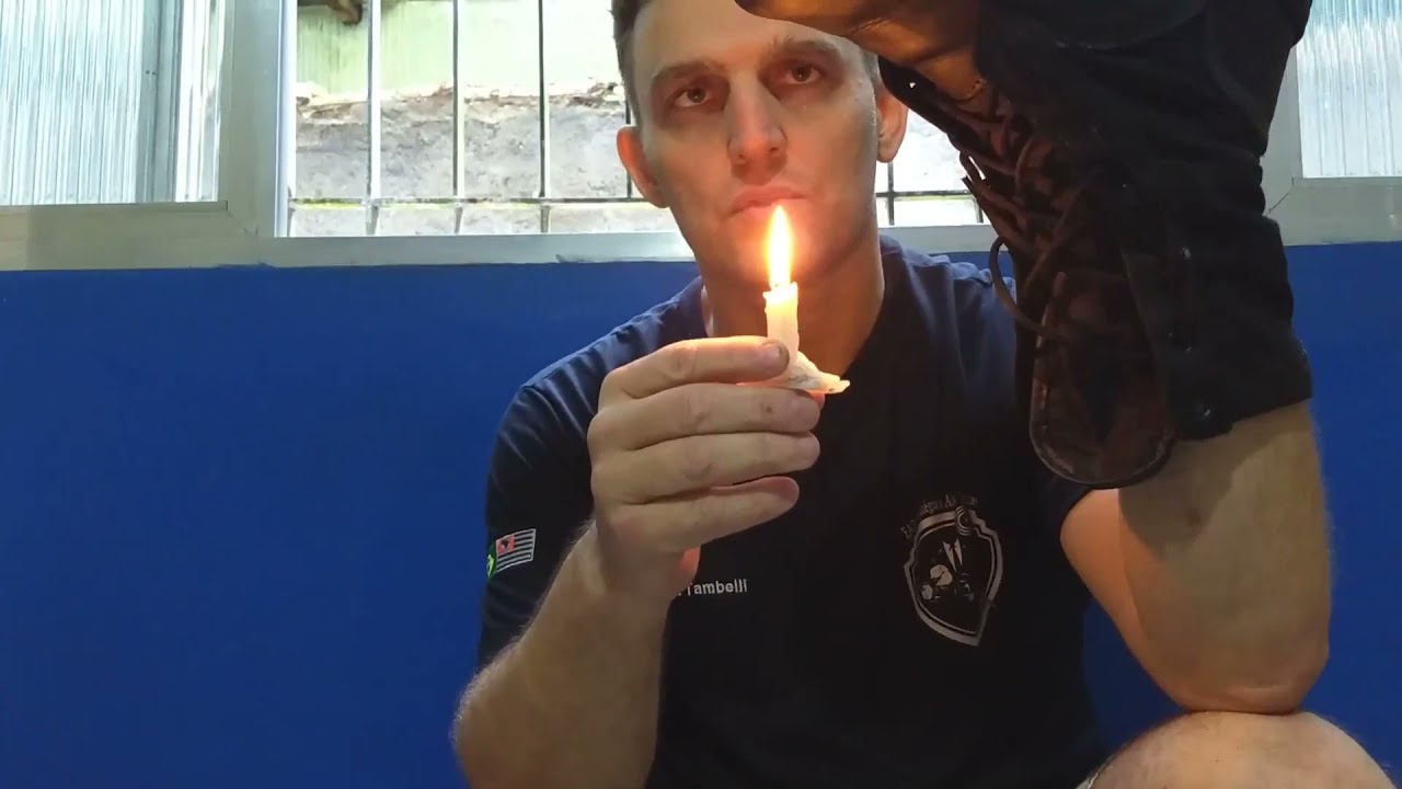 Como dar brilho no seu coturno.