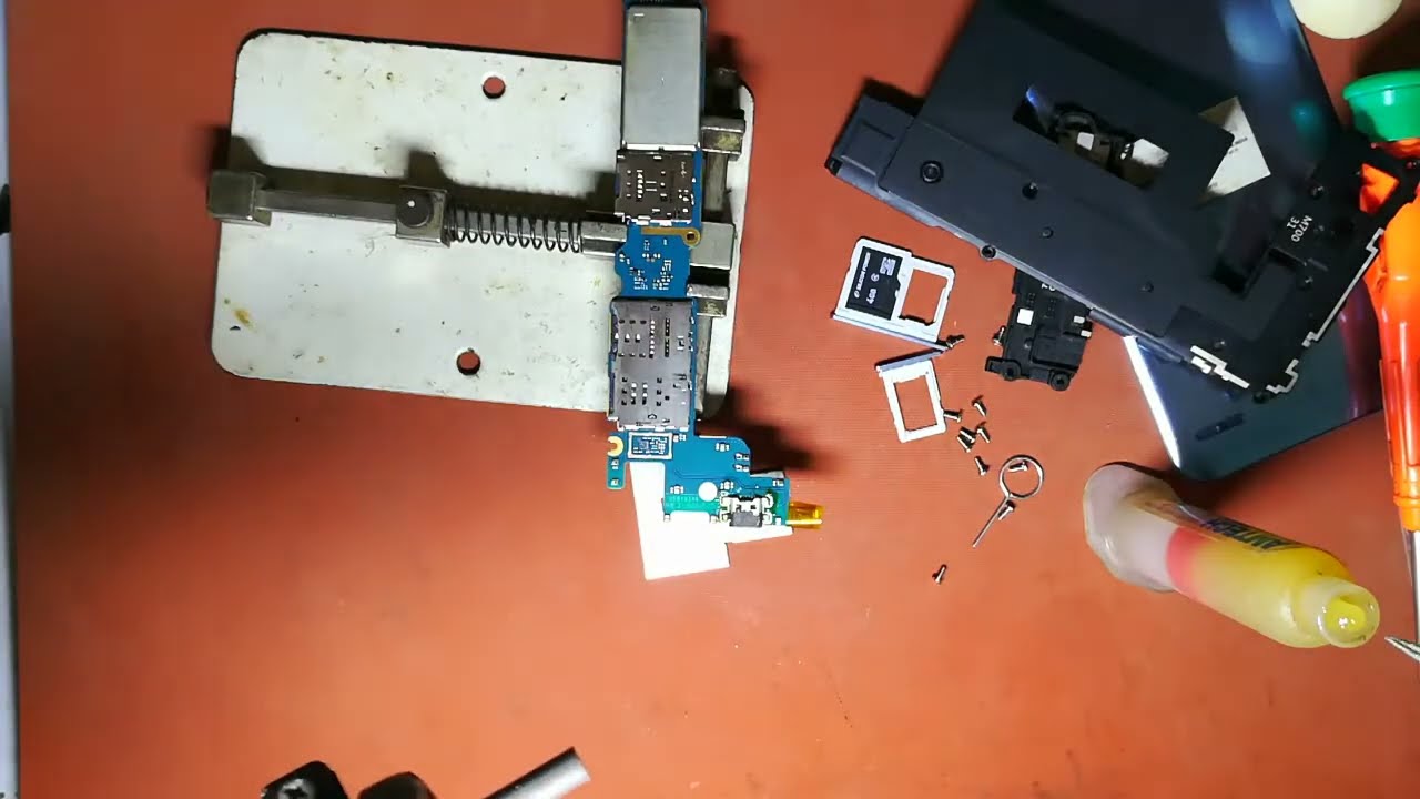 || LG Q6 PLUS CHARGING PROBLEM SOLUTION ||