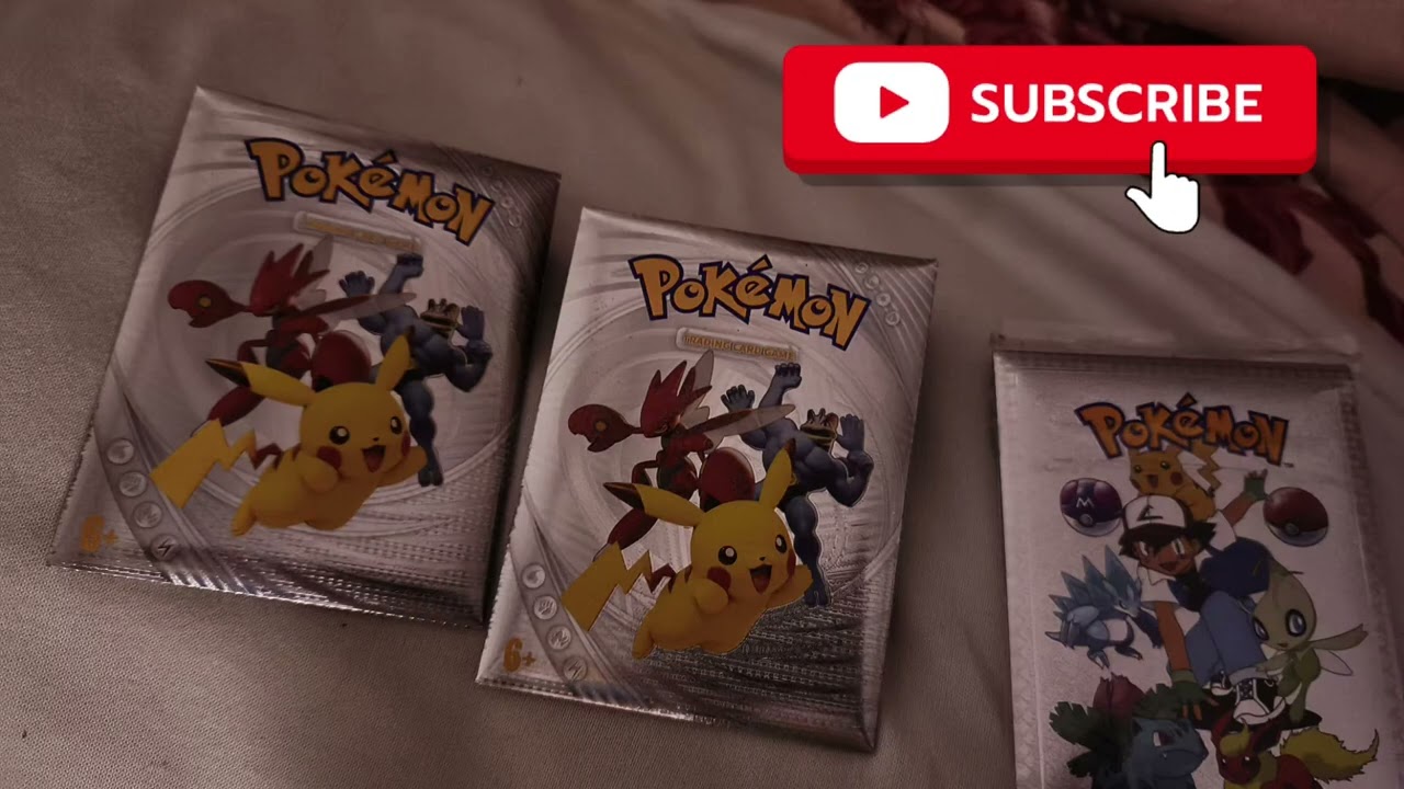 Cartas de Pokémon tres sobres pratiados
