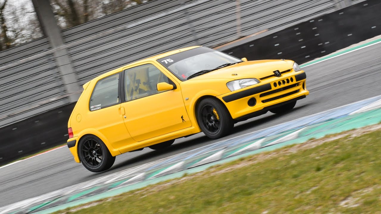 Peugeot 106 K20 driving at TT Assen - ALMOST CRASHED!