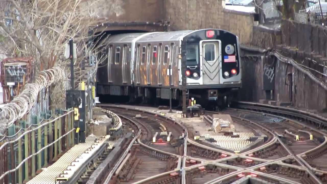 R143/R160 (L)(J) Trains At Broadway Junction