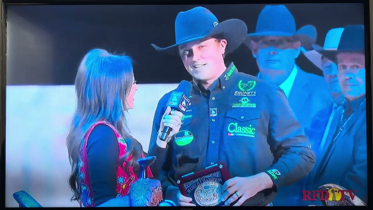 Церемония вручения золотой пряжки NFR Rodeo 2024