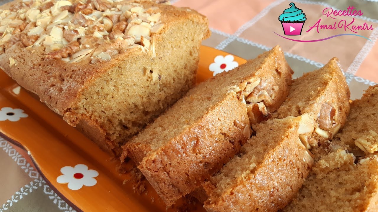 كيكة التوابل مختلفة على جميع الكيكات سهلة وقمة في الخفة لدرجة لا تصور راااااائعة