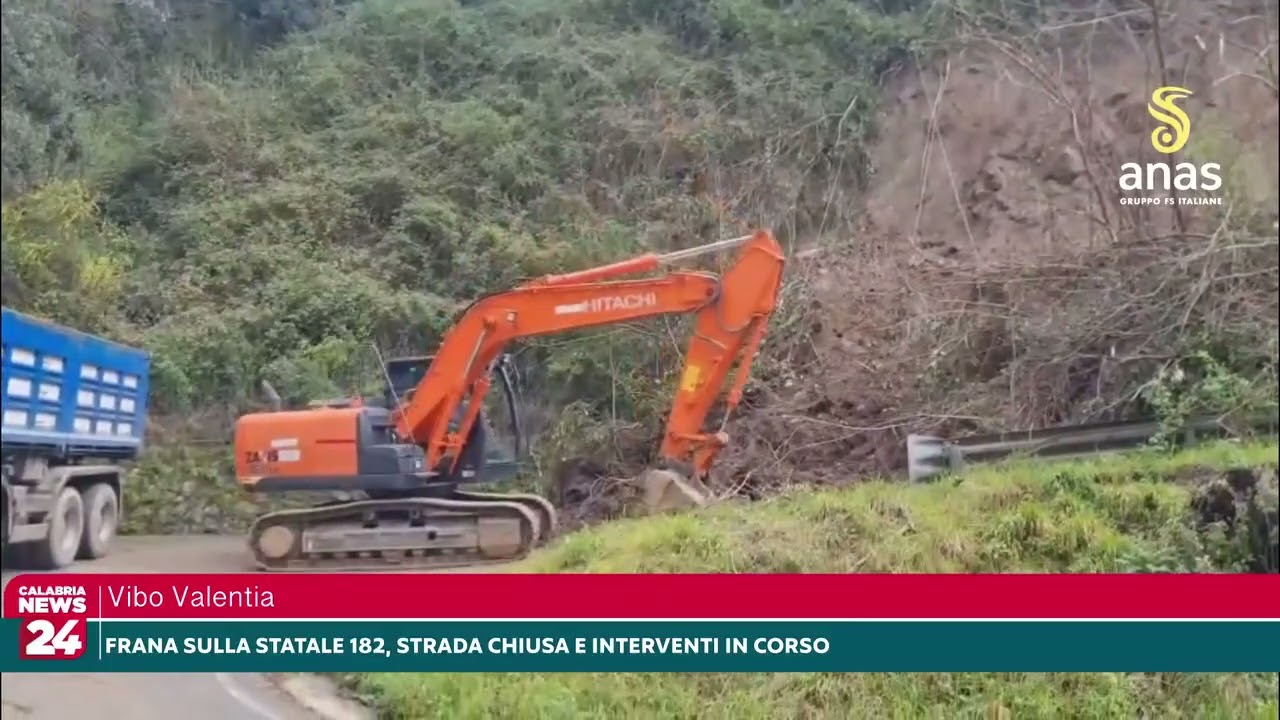 Maltempo nel Vibonese frane sulla statale 182 strada chiusa e interventi in corso
