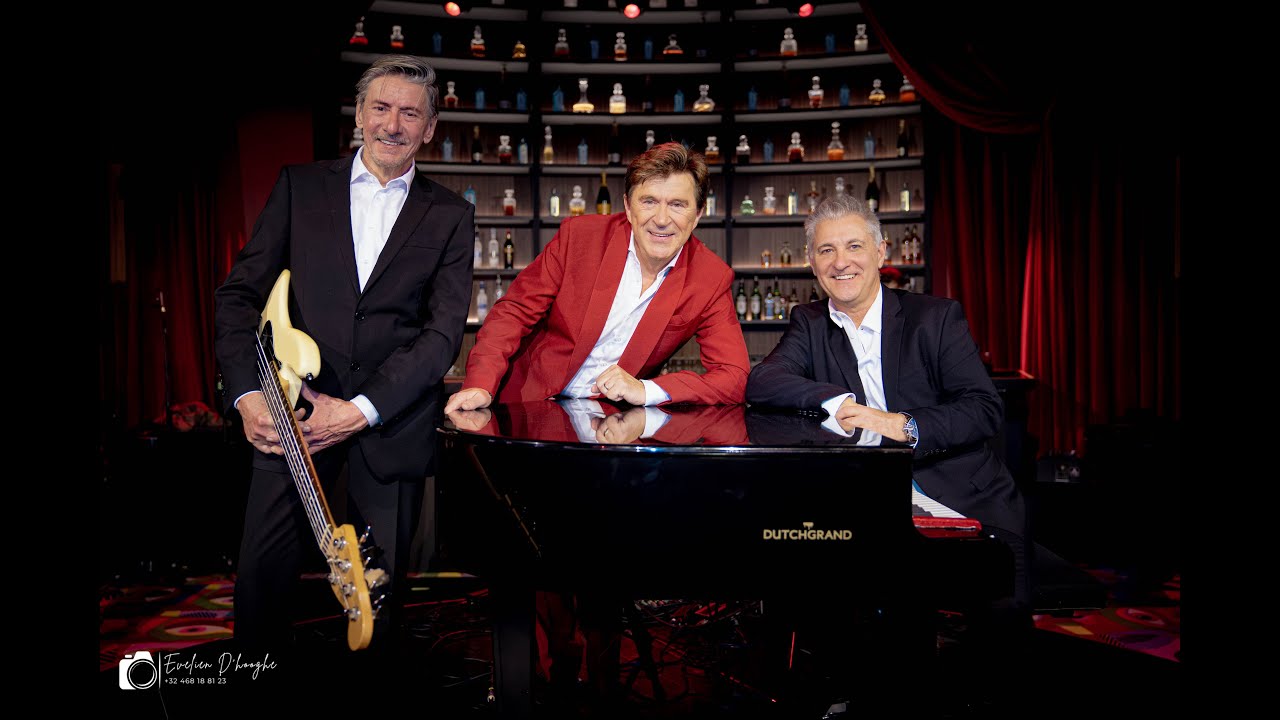 Op een tafel of een podium - JO VALLY - (Sfeerbeelden casino van Middelkerke) op 16-02-2025
