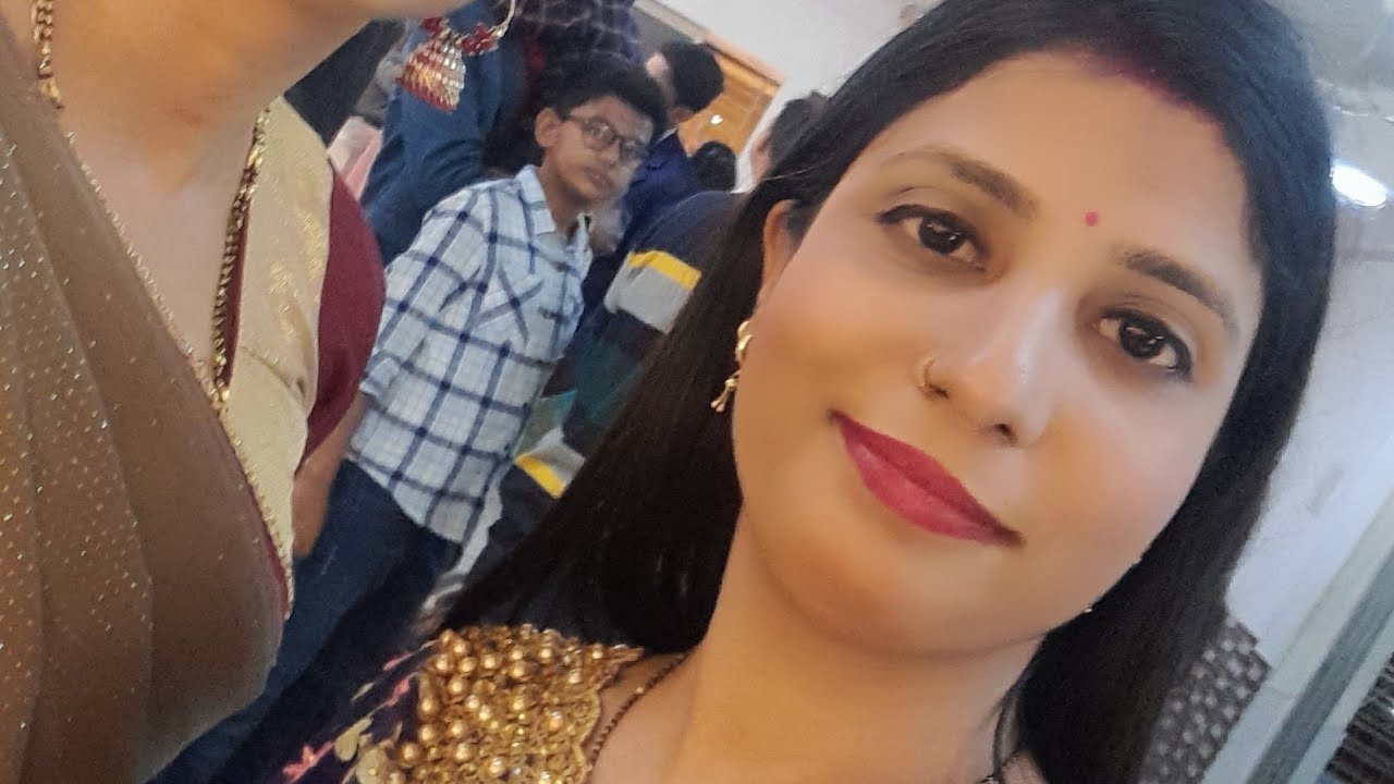 @sonamsajjan official 2019 is live radhe radhe sabhi ko good night 😴 🥱 🌃# join #support #livesteam