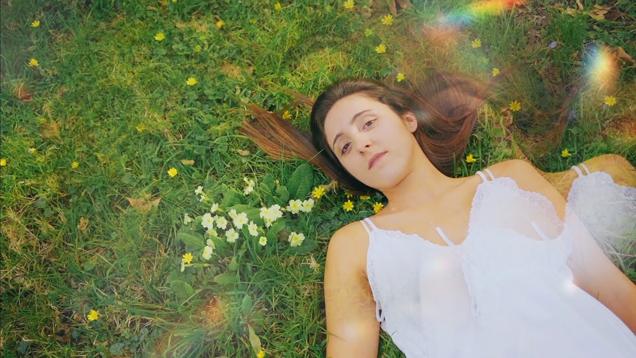 Margarida Vasconcelos | A Tua Mão | Vídeo Oficial