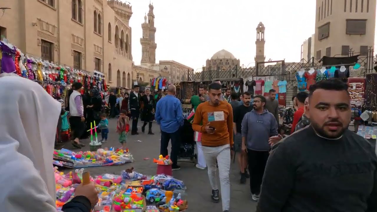 Walking Around Khan el-Khalili | Enjoying the Views, Local Culture, and Vendors | Cairo Dec 2023