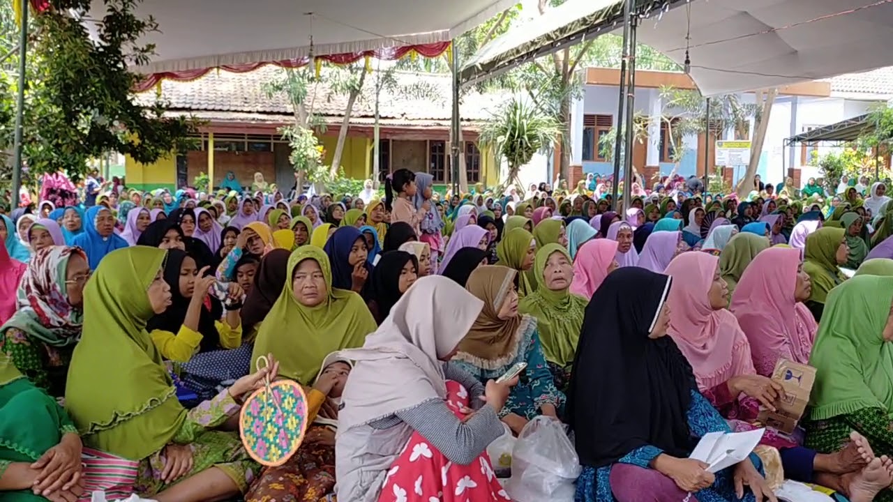 Nyai Hj.Siti Masitoh, S.Ag.,M.Pd.I