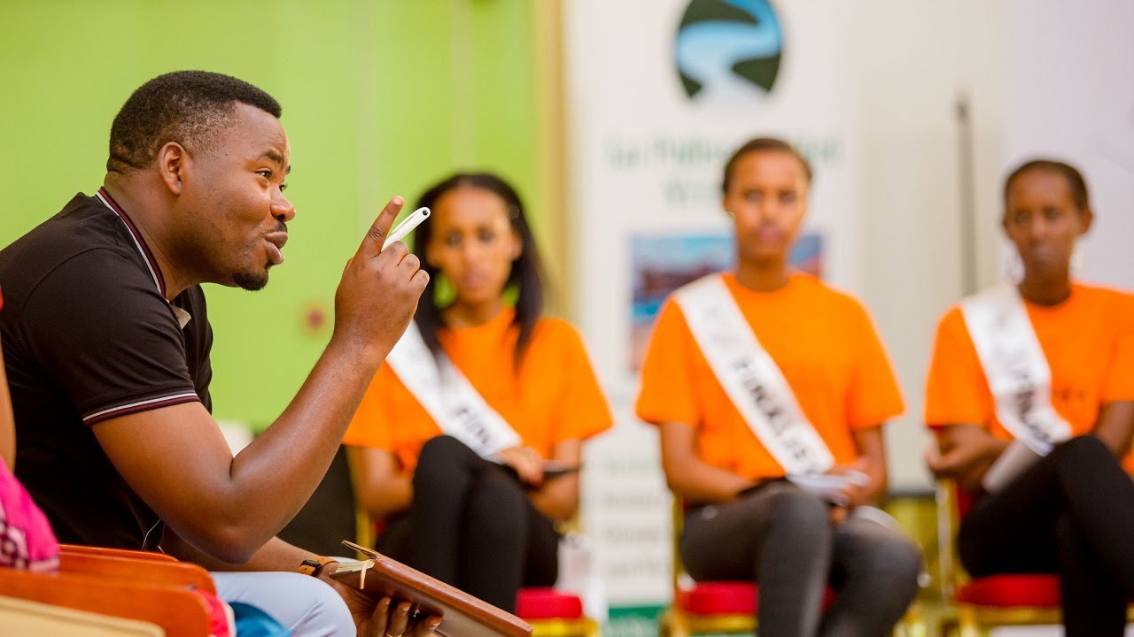 Impanuro za Minisitiri Bamporiki ku bahatanira #MissRwanda2020