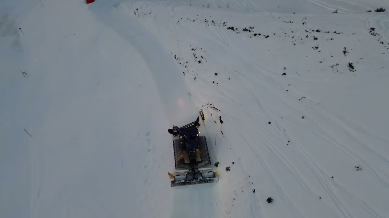 Pistenbully im einsatz Sonntag Stein Pistenbully 600 polar (blau)