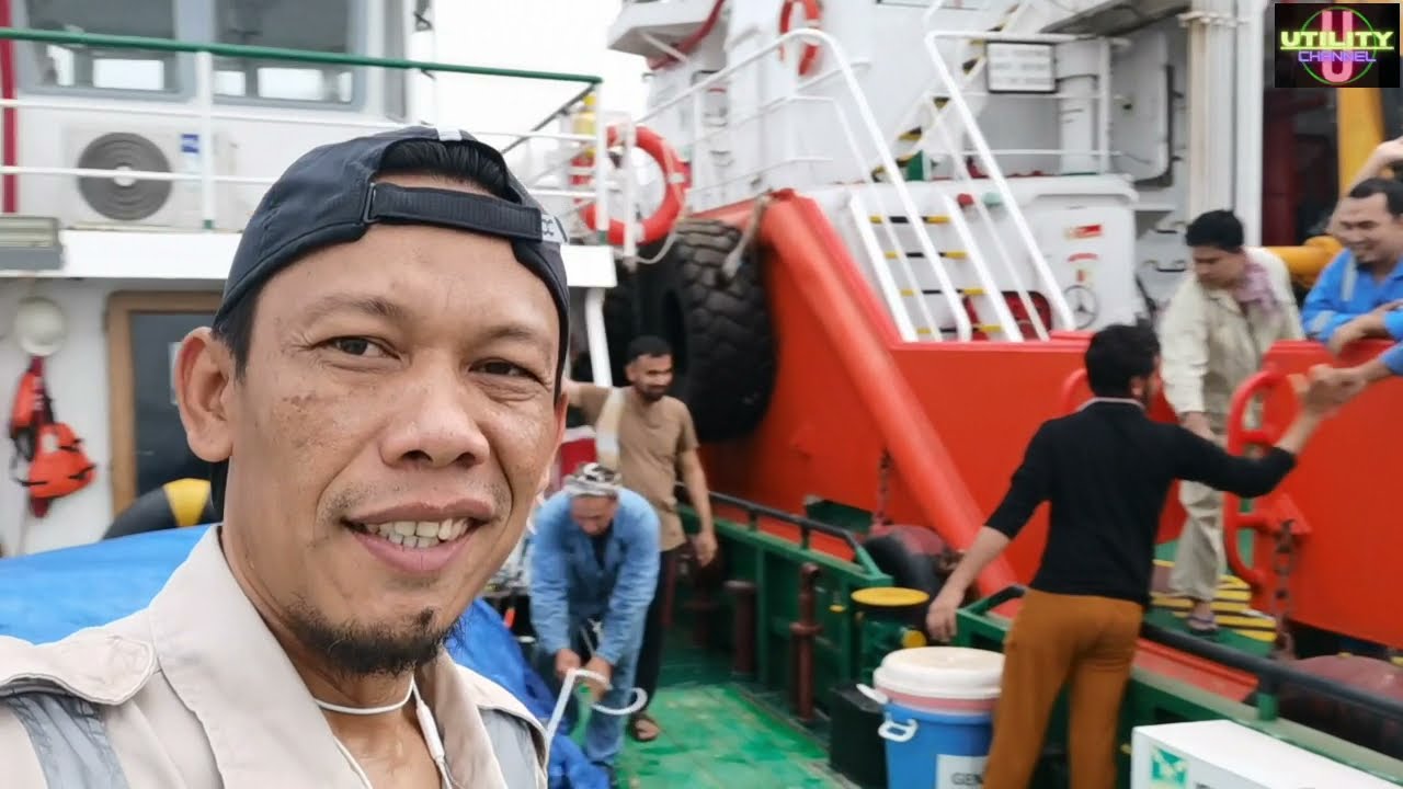 Voyage from Jizan to Jeddah port ( All crew got Sea sick ) #ocean #offshore #seaman #shipping #beach