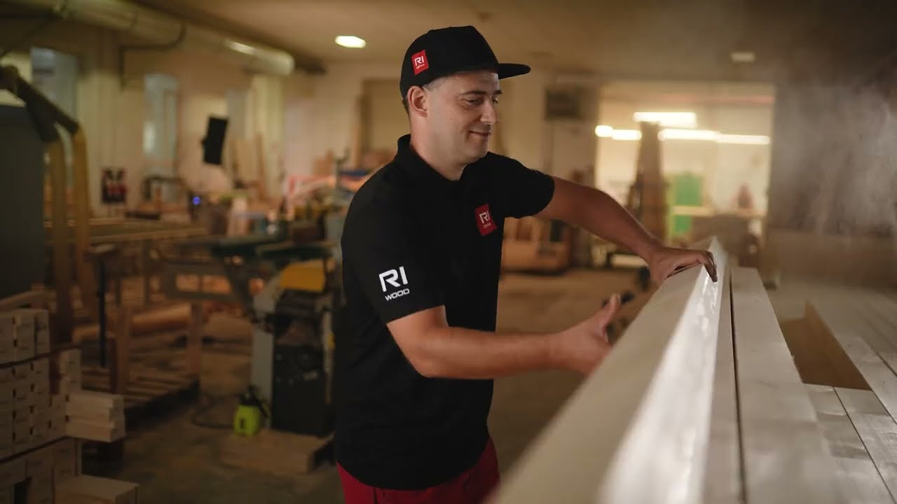 RI OKNA výrobní závod Příbor, dřevo