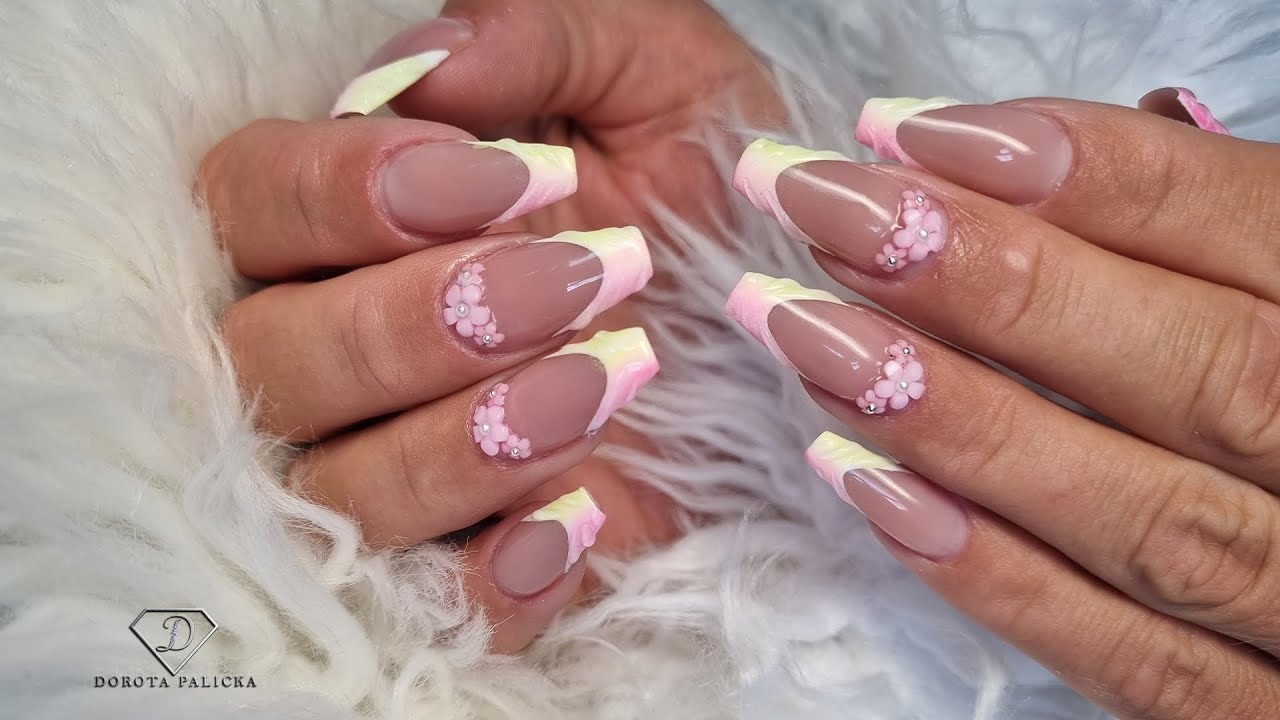 Summer ombre french nails with 3D texture and flowers. Gel sculpted nails tutorial