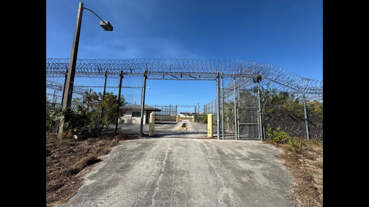 airsoft in a abandoned prison