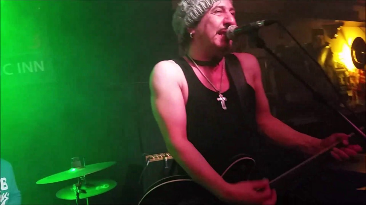 The Grooverockers im Rickenbackers Music Inn
