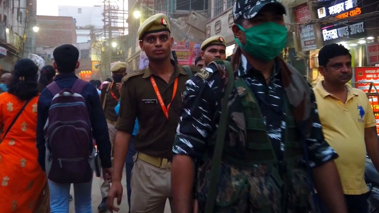Walking on Main Market Road // Varanasi 4K India