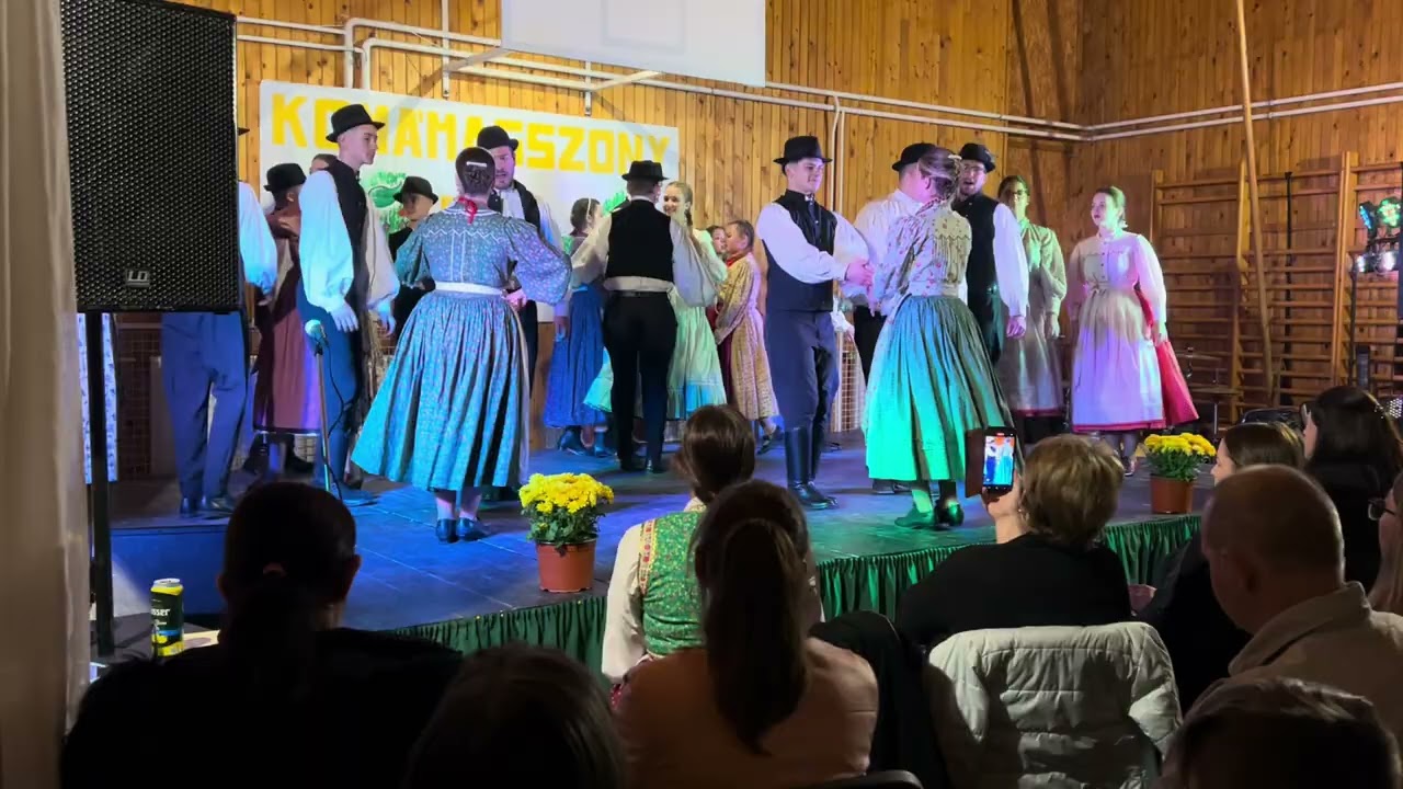 Szederinda NE ifjúsági- Cziberke csoportjának műsora- 11. Komámasszony-bál - Szalkszentmárton
