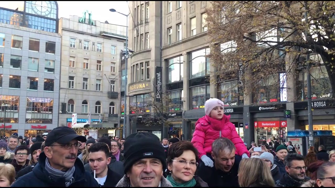 Karel Kahovec a George & Beatovens - Náhrobní kámen - Praha 17.11.2018