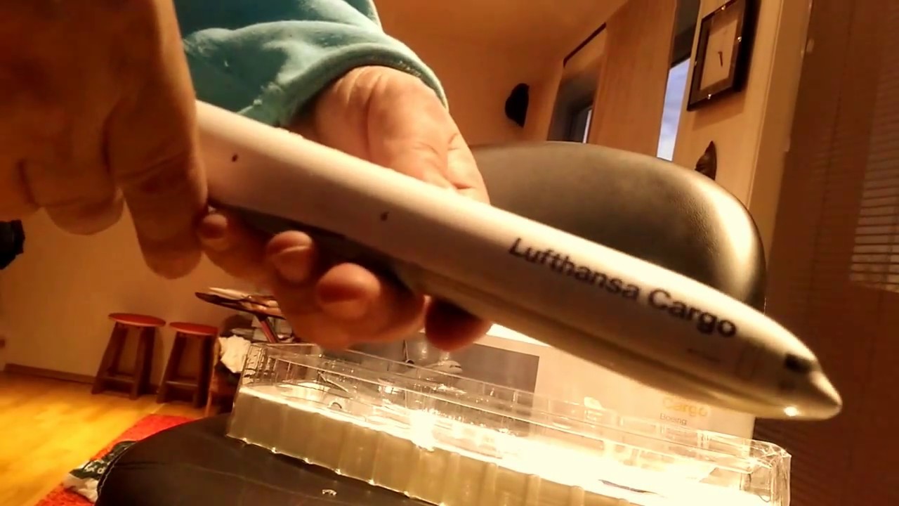 Lufthansa Cargo   Hogan Wings MD 11 D-ALCC 1:200