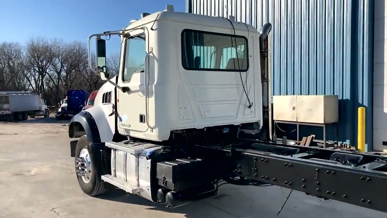 2013 MACK GRANITE GU713 For Sale