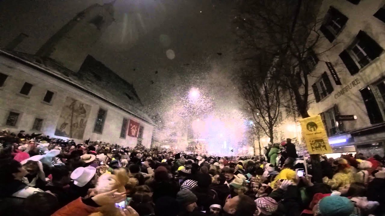 Fasnacht Luzern 2015 Fritschi Tagwach F&ouml;tzelir&auml;ge Kapellplatz