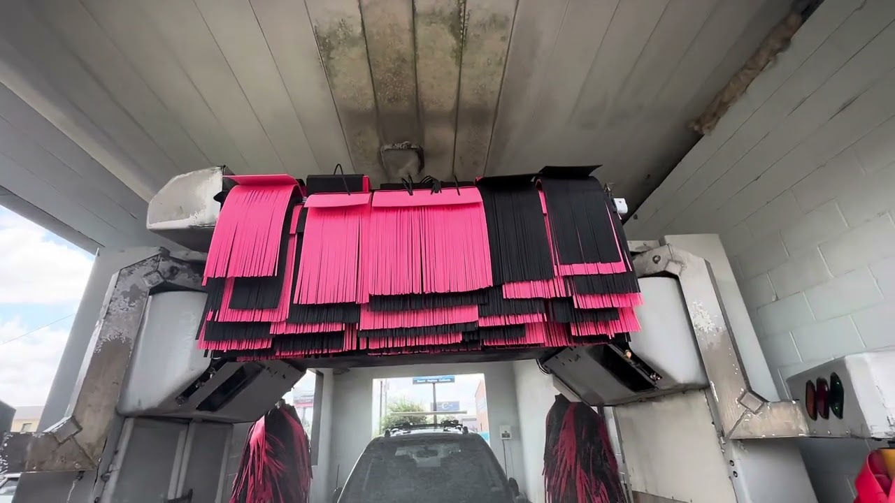 CAR WASH BROKE DOWN ON CAMERA!!Absolutely horrible Ryko Softgloss XS2 car wash plus bonus video