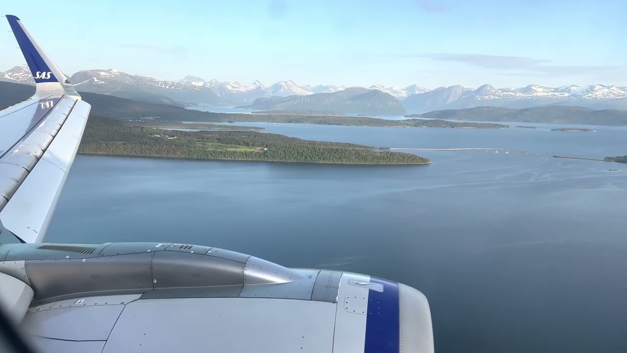 Landing på Molde Flyplass - 13.Juni 2023 - fra øst (4K)