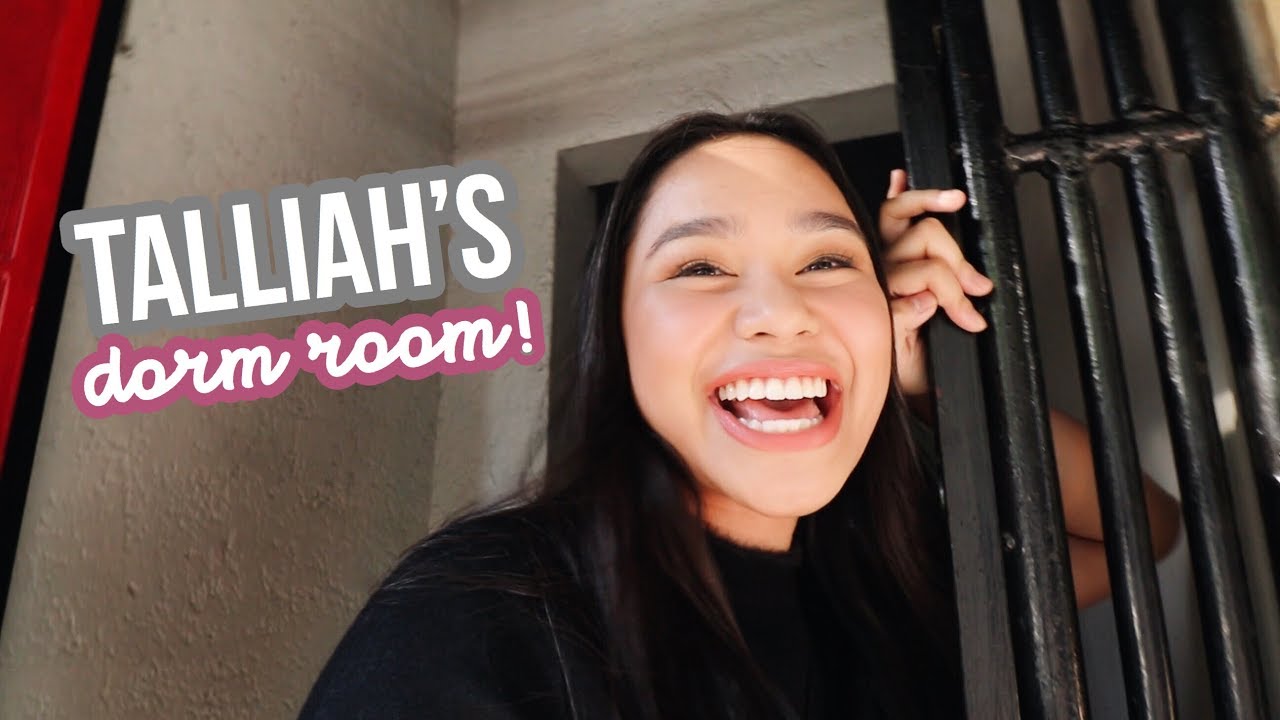 Talliah's Dorm Room Tour + Life as a YouTuber!! | ThatsBella