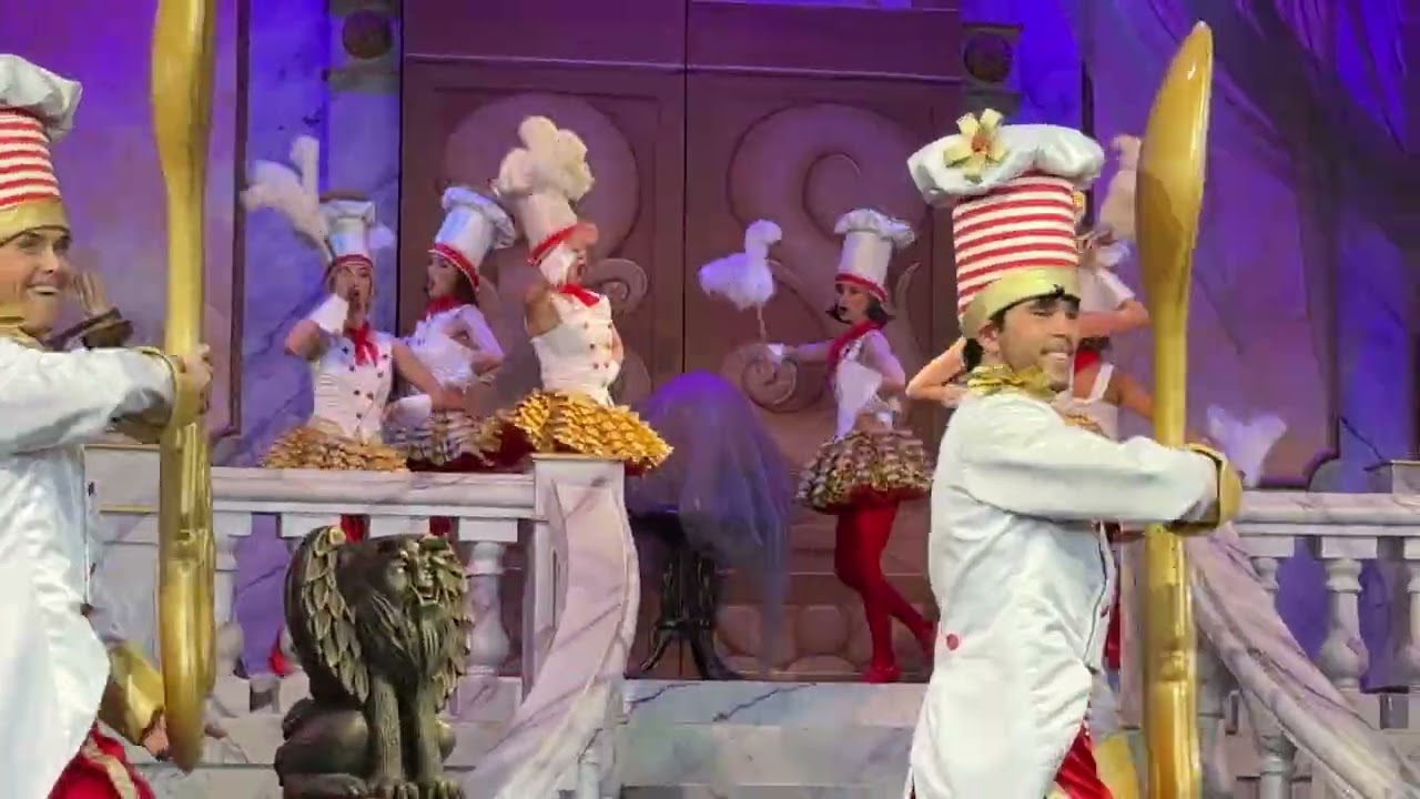 Disney Holly Studios Beauty and the Beast Live Show! Front row seat!