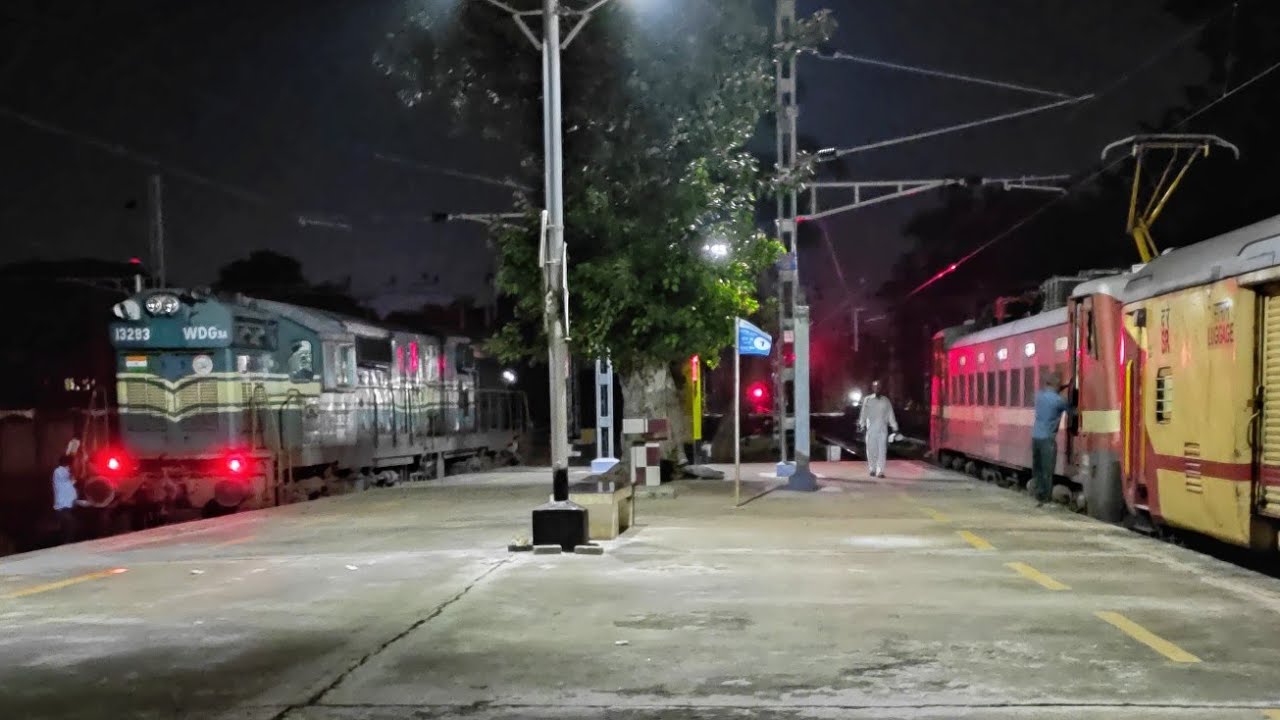 Loco Change at Manamadurai || 16733/Rameswaram Okha Weekly Express || Diesel to Electric Traction